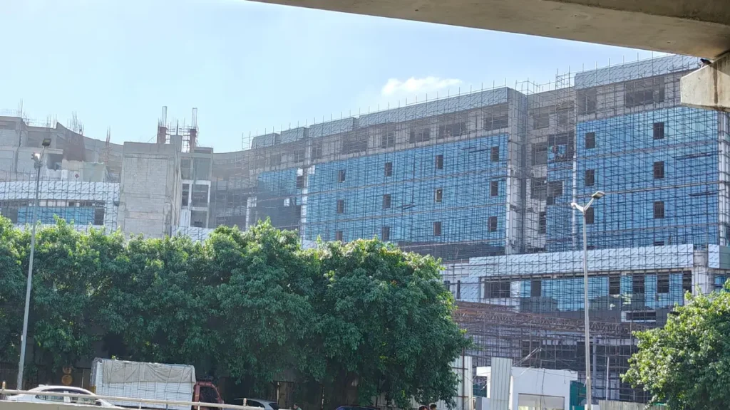 Apollo Hospital Golf Course Road Construction update